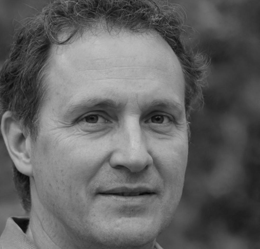 Portrait of guest expert Tomasz Nowakowski